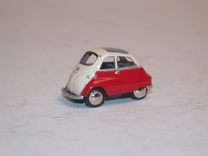bmw isetta rouge et blanc