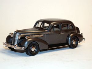 buick special 4 portes touring sedan gris 